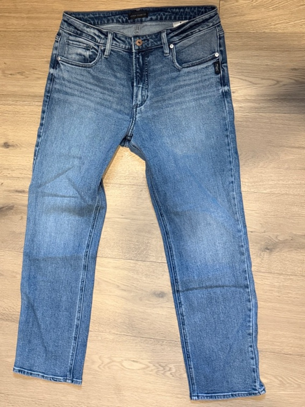 Silver Jeans Women's Straight-Leg Jeans in Blue Wash